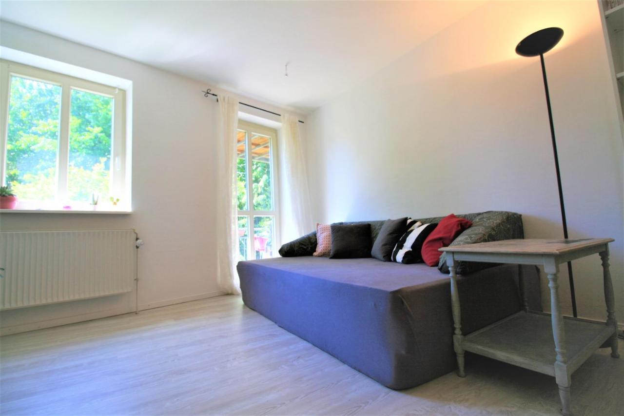 Zentrale Ferienwohnung „Treibholz“ Im Sonnenblumenhaus フレンスブルク エクステリア 写真