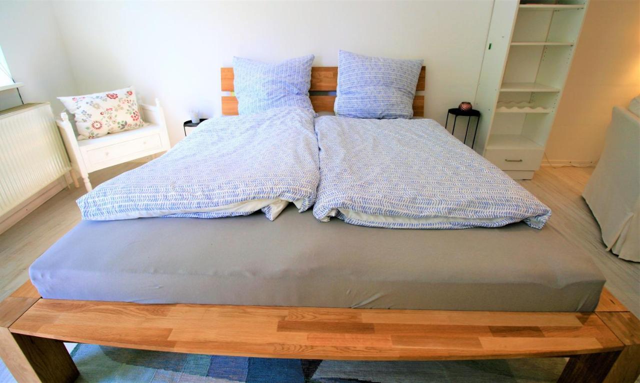 Zentrale Ferienwohnung „Treibholz“ Im Sonnenblumenhaus フレンスブルク エクステリア 写真
