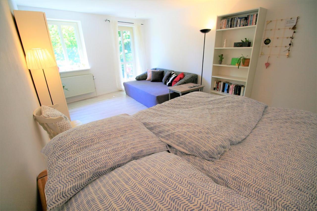 Zentrale Ferienwohnung „Treibholz“ Im Sonnenblumenhaus フレンスブルク エクステリア 写真